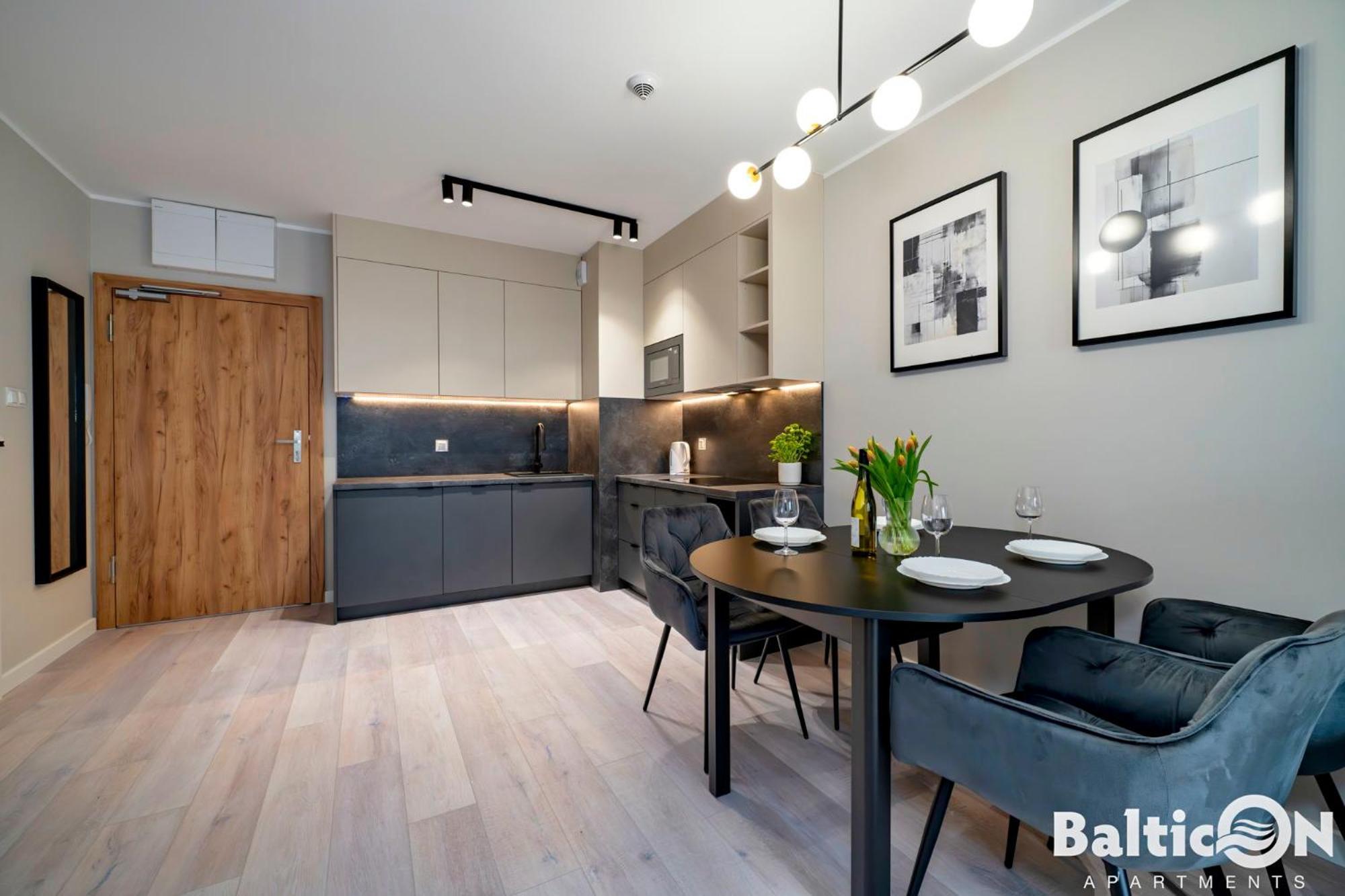 Apartamenty Balticon Kasprowicza Parking Inclusive Kolobrzeg Ngoại thất bức ảnh