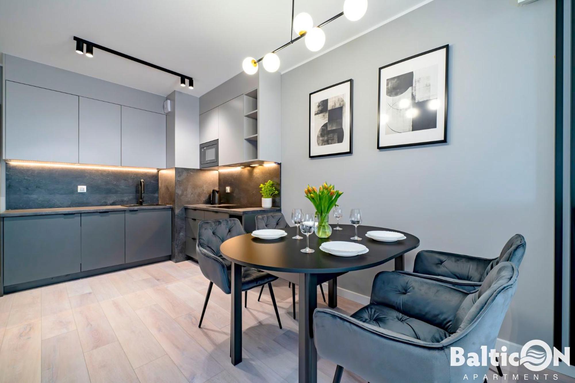 Apartamenty Balticon Kasprowicza Parking Inclusive Kolobrzeg Ngoại thất bức ảnh