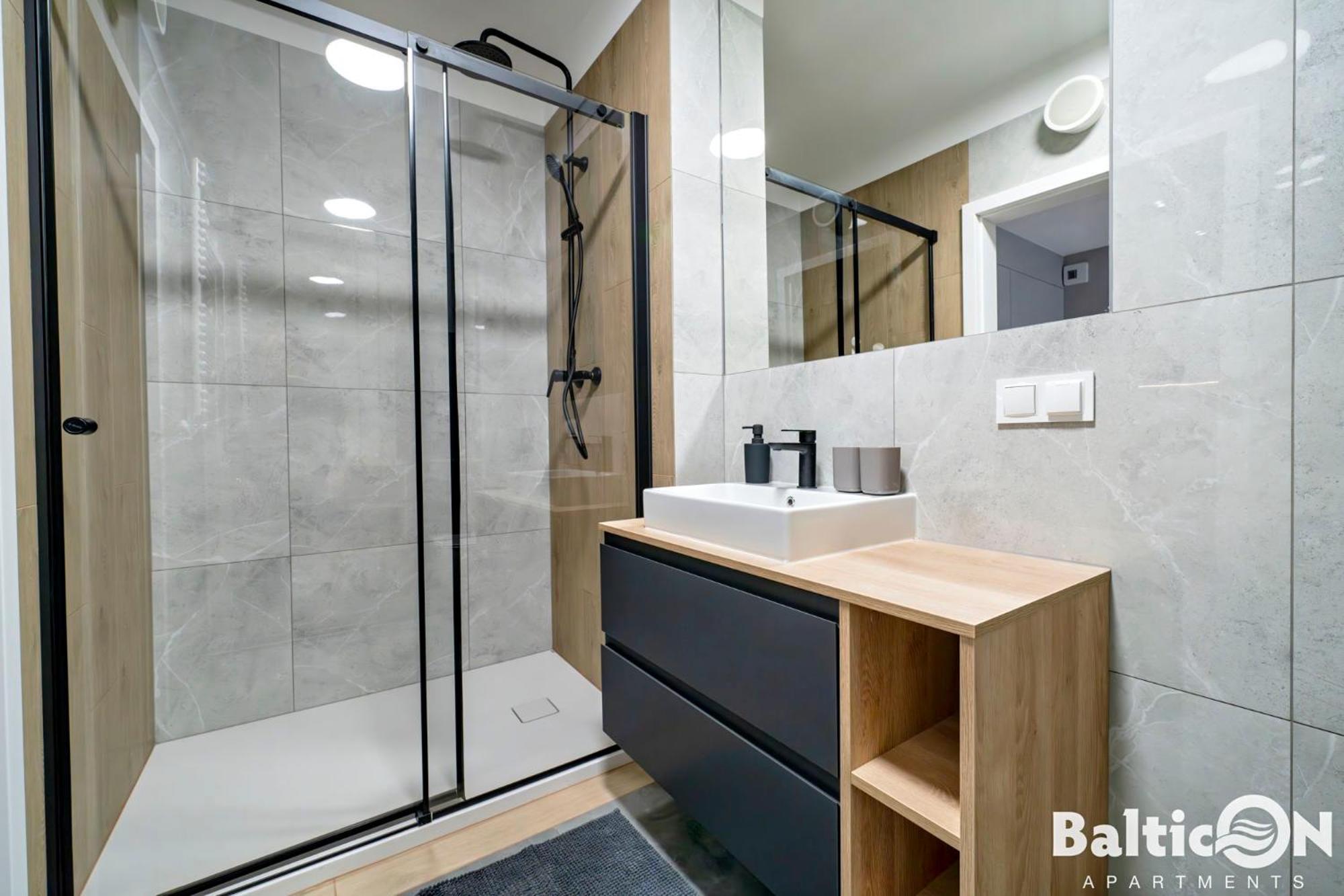 Apartamenty Balticon Kasprowicza Parking Inclusive Kolobrzeg Ngoại thất bức ảnh